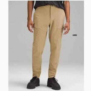 Lululemon Merino Wool Hiking Cargo Pant Desert Sand Size 32 LM5ARHS Athletic EUC